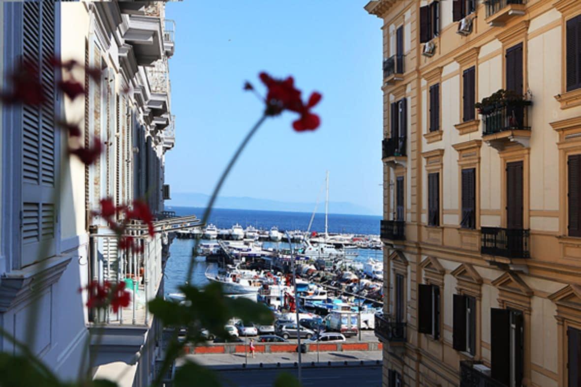 H Rooms Boutique Hotel Napoli Esterno foto
