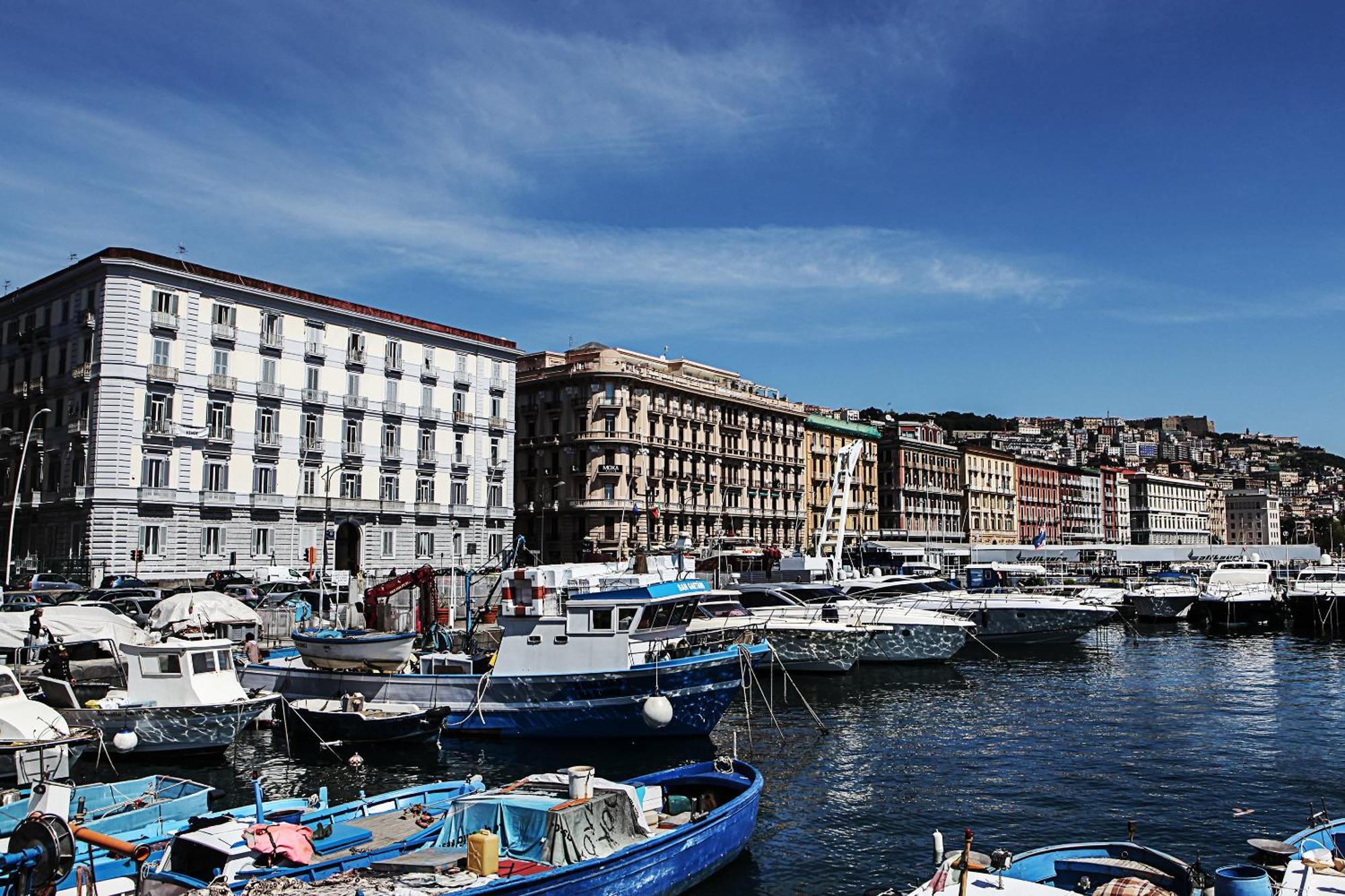 H Rooms Boutique Hotel Napoli Esterno foto