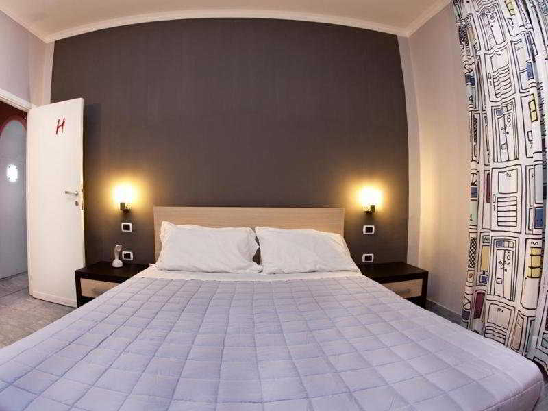 H Rooms Boutique Hotel Napoli Esterno foto