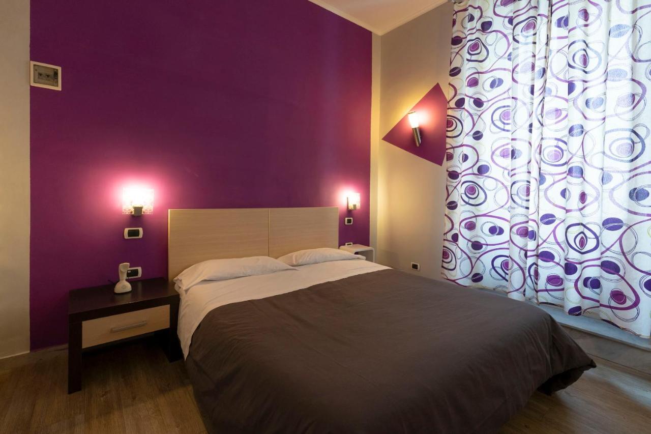 H Rooms Boutique Hotel Napoli Esterno foto