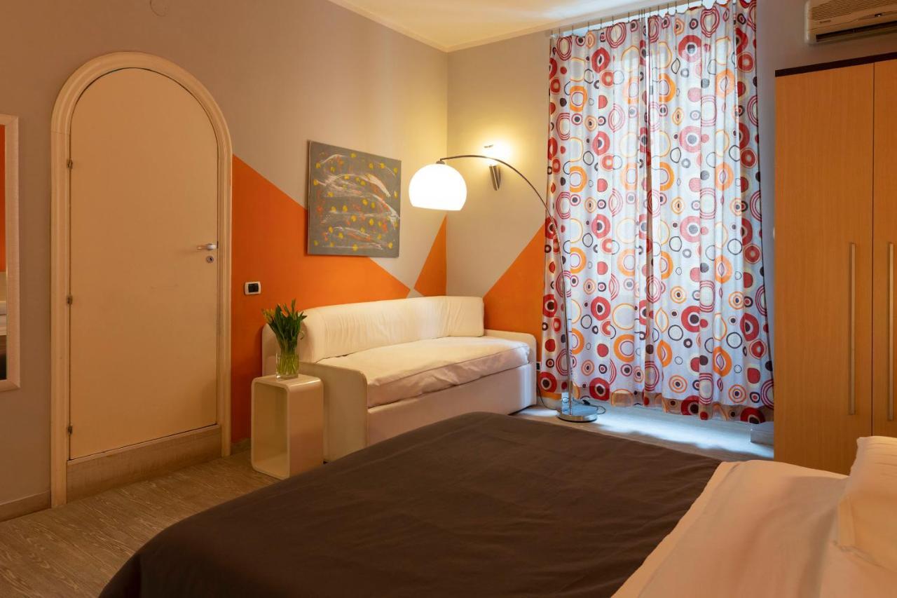 H Rooms Boutique Hotel Napoli Esterno foto