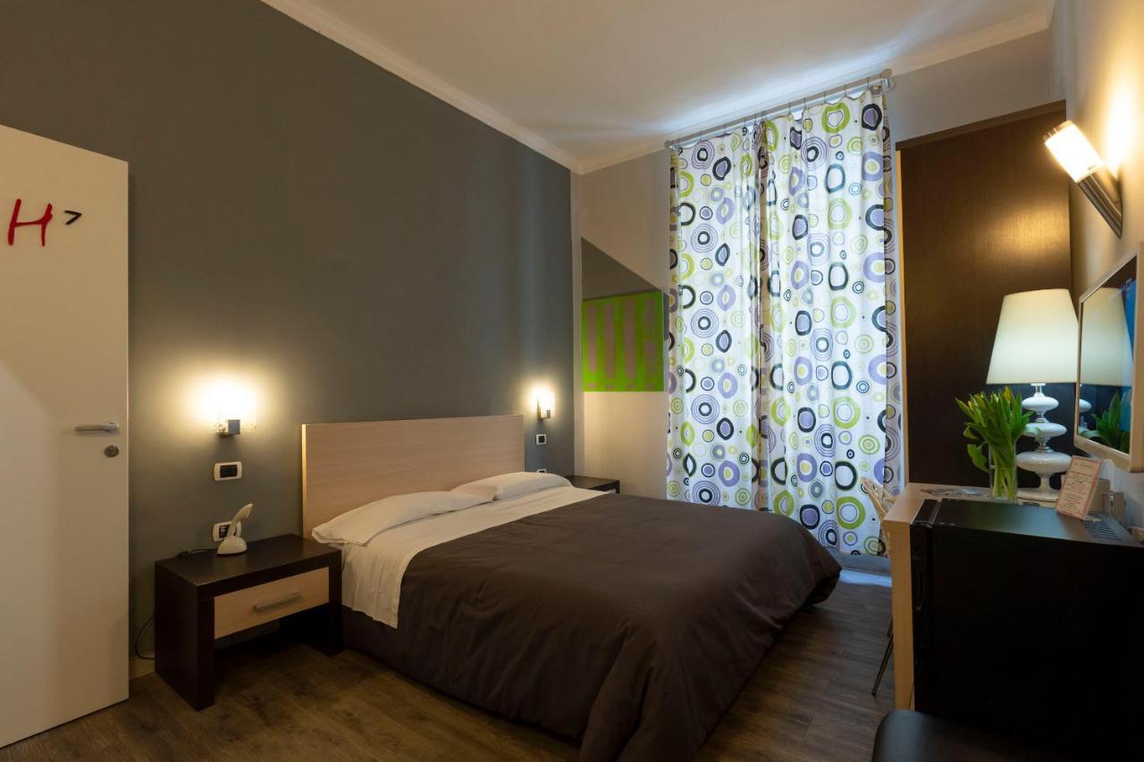 H Rooms Boutique Hotel Napoli Esterno foto